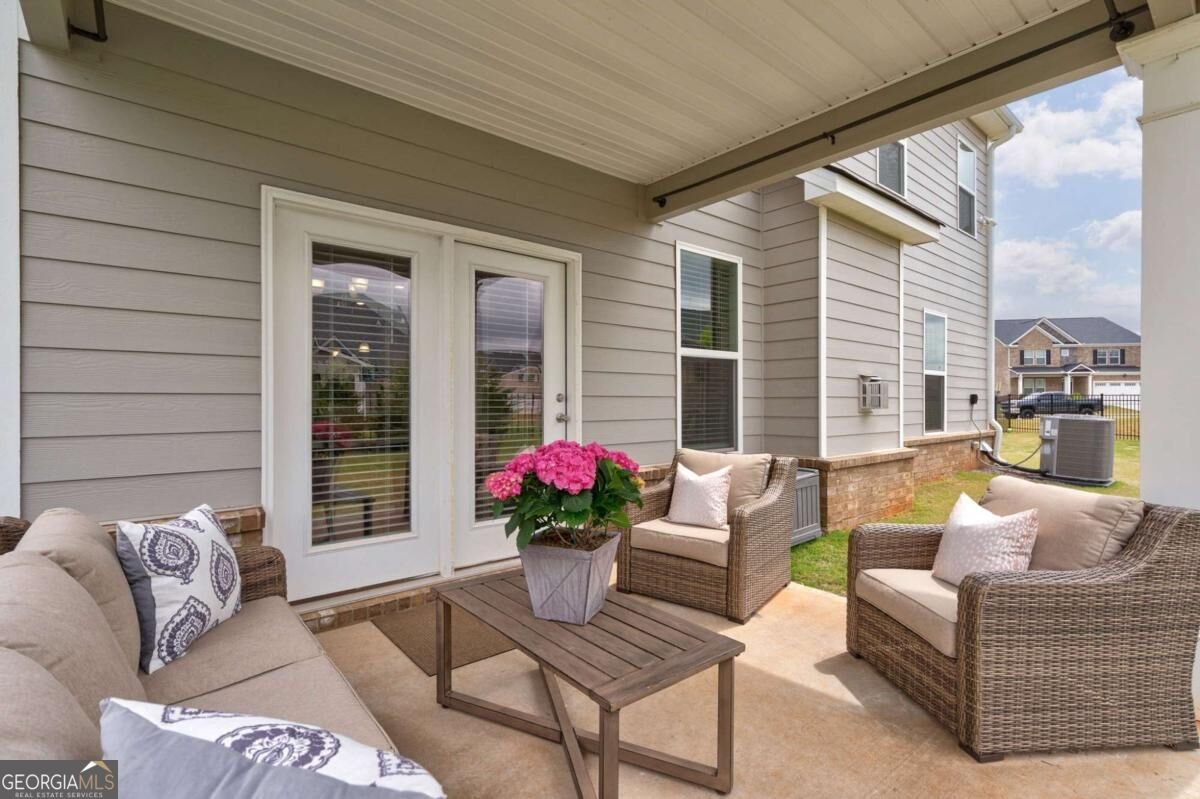 2062 Brookside Circle Statham - Photo 72
