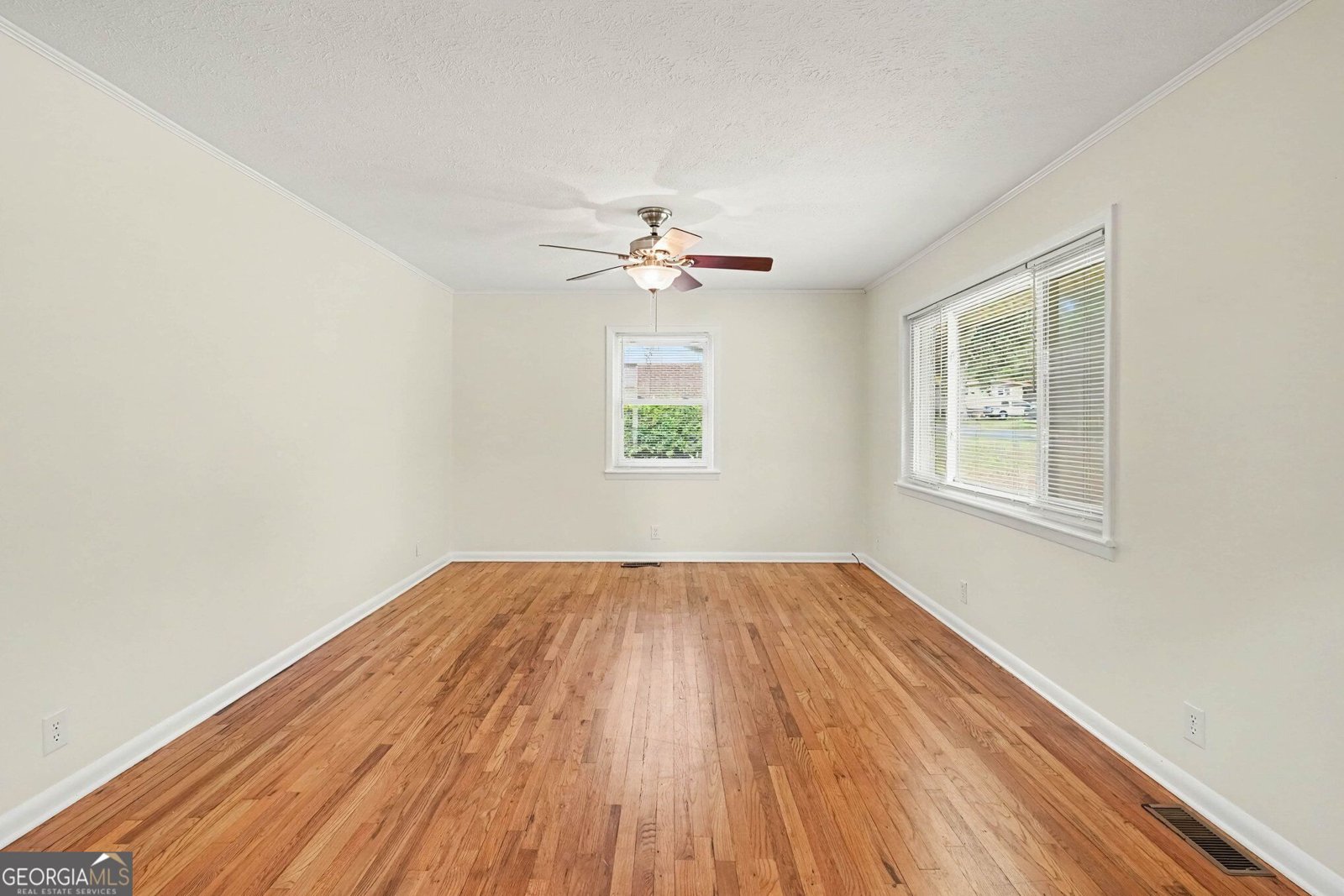 415 Taylor Street Barnesville - Photo 24