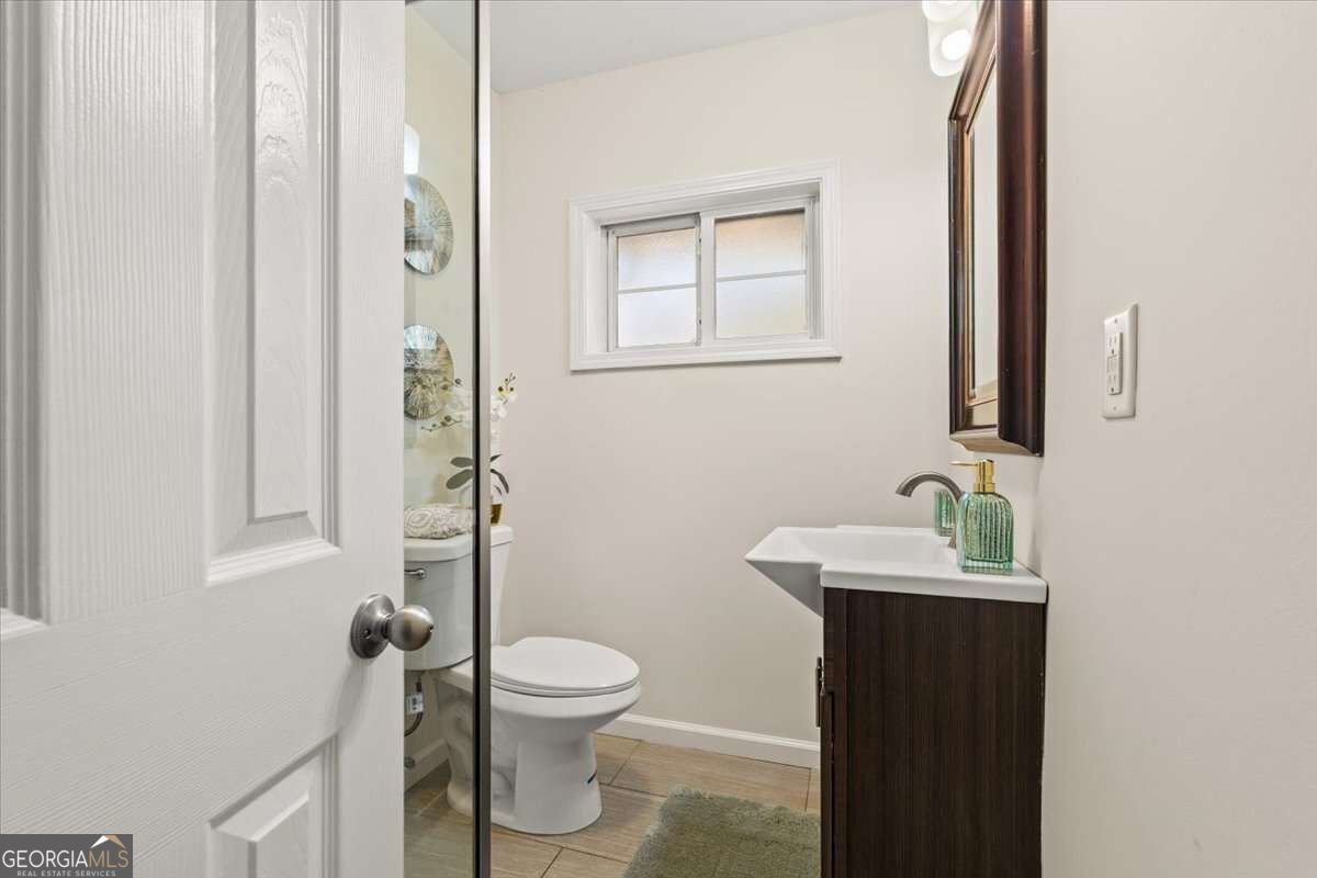 2410 Rugby Avenue College Park - Photo 13