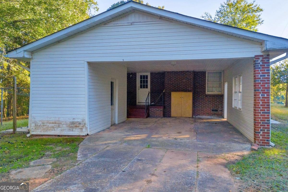 4638 Highway 63 Carnesville - Photo 7