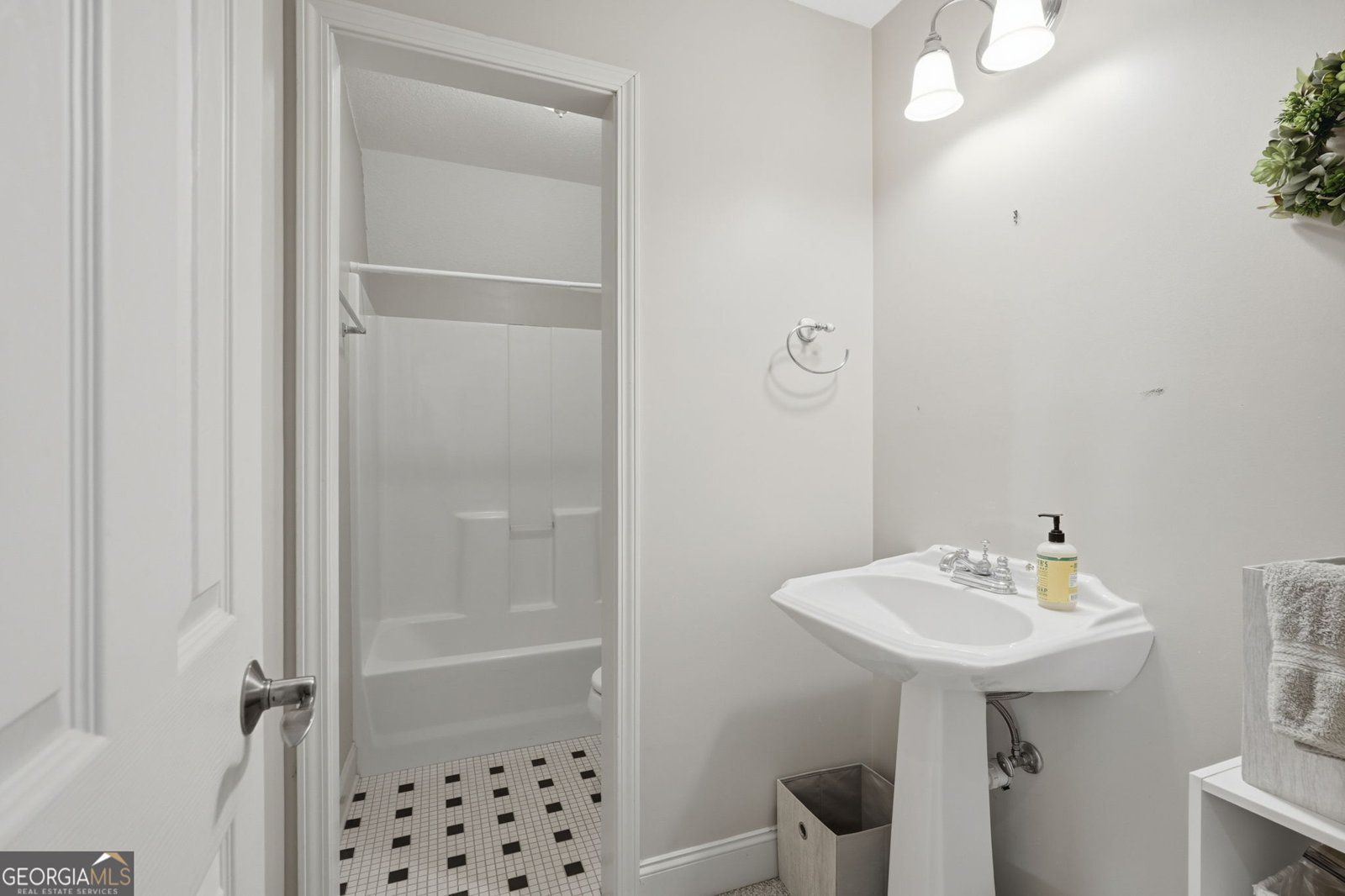 907 Rainbow Circle Cleveland - Photo 49
