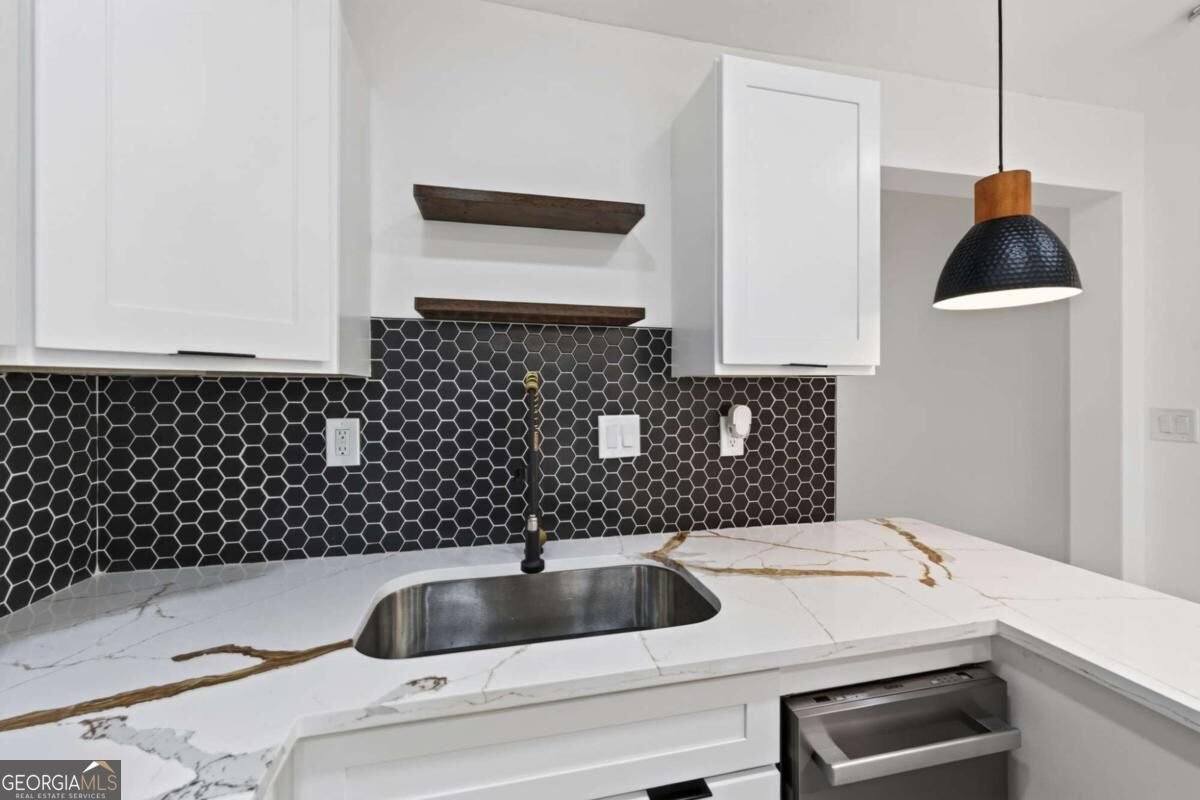 1046 Cheaves Street Forest Park - Photo 13