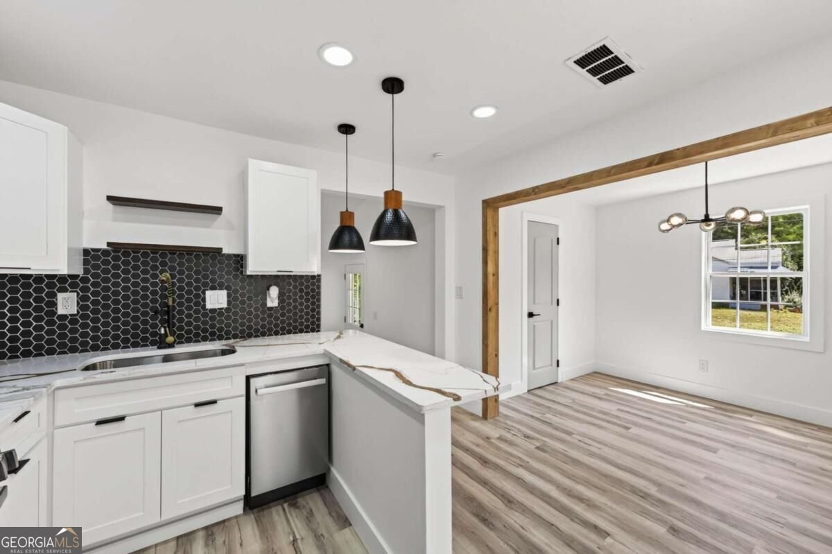 1046 Cheaves Street Forest Park - Photo 15