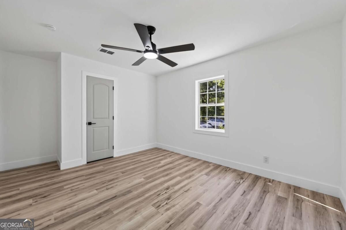 1046 Cheaves Street Forest Park - Photo 18