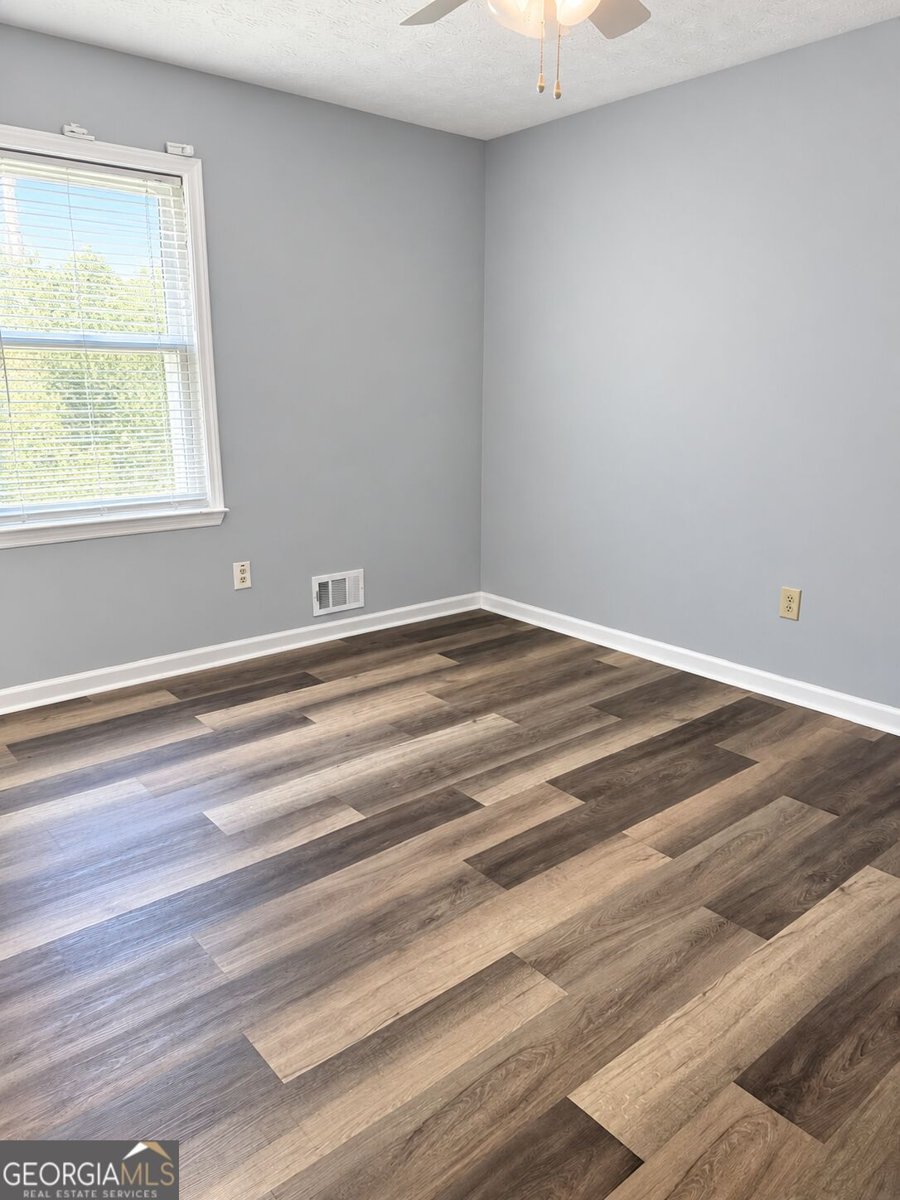 310 Freeport Drive Lawrenceville - Photo 6