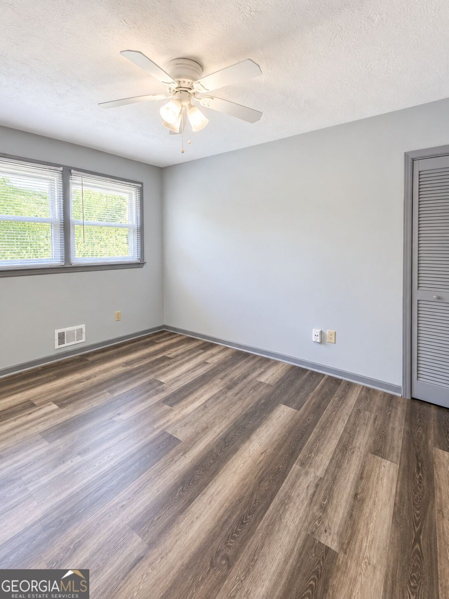 310 Freeport Drive Lawrenceville - Photo 8