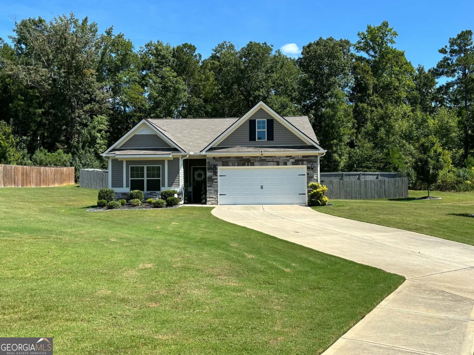 1404 Beckett Drive Hampton - main photo