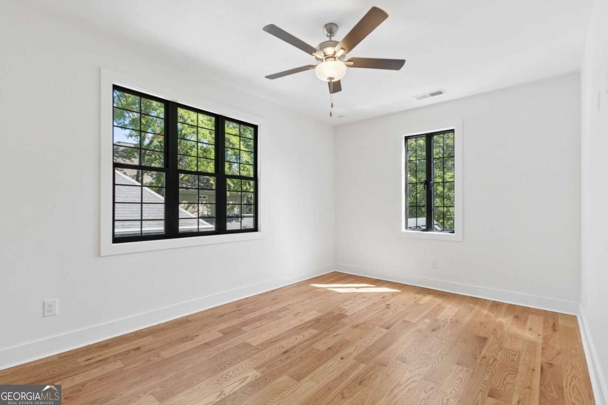 1385 Sylvan Circle Brookhaven - Photo 13