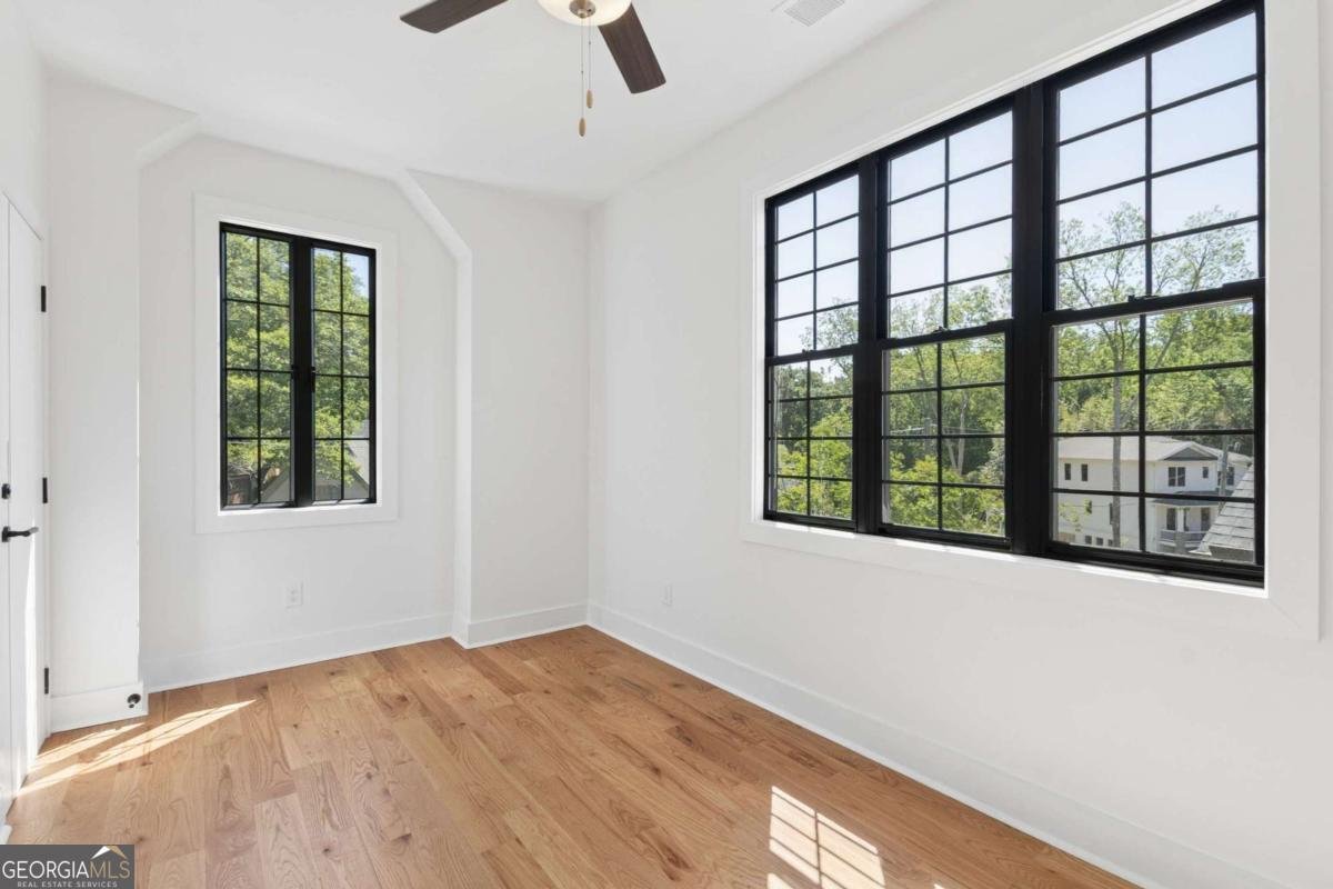 1385 Sylvan Circle Brookhaven - Photo 14