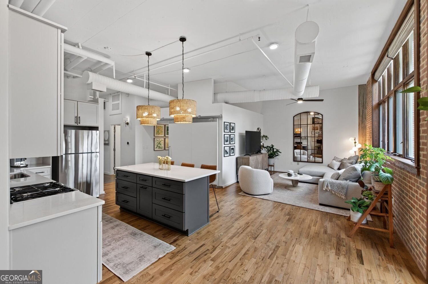 640 Glen Iris Drive Atlanta - main photo