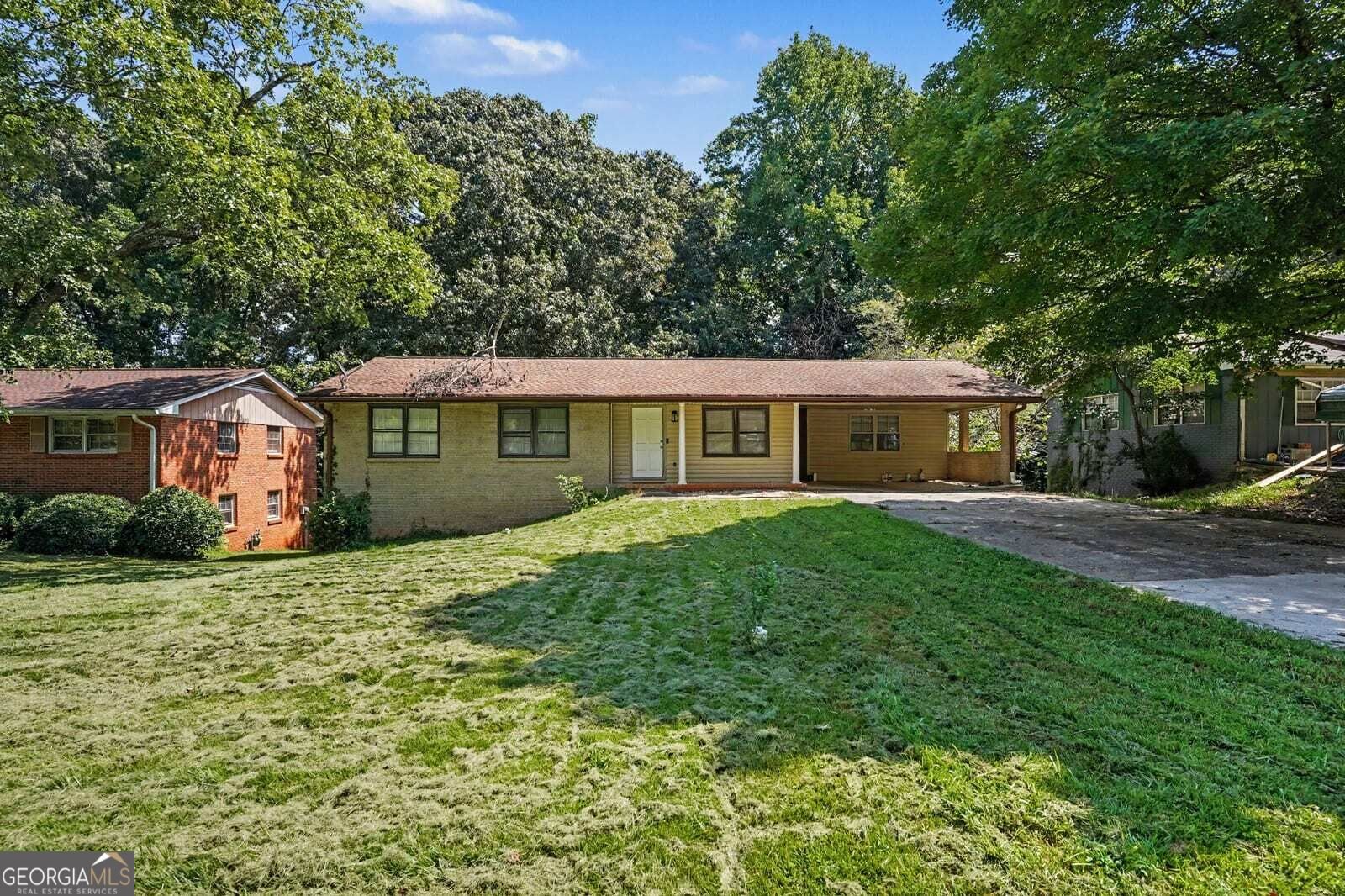 6982 Knollwood Drive Morrow - main photo