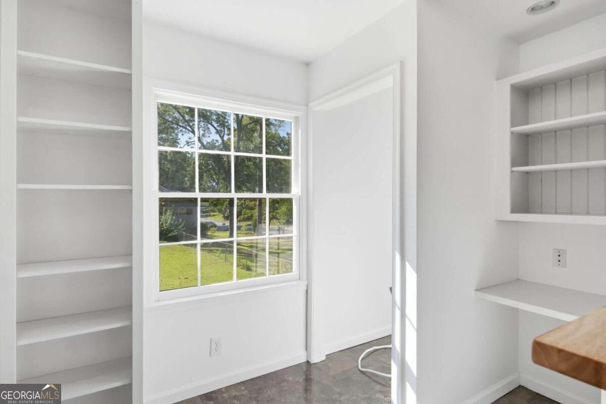 978 Winburn Drive East Point - Photo 24