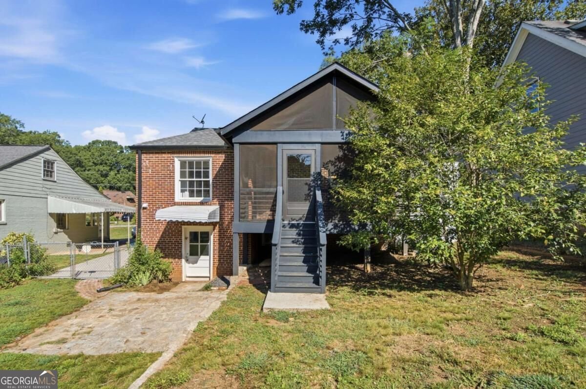 978 Winburn Drive East Point - Photo 35