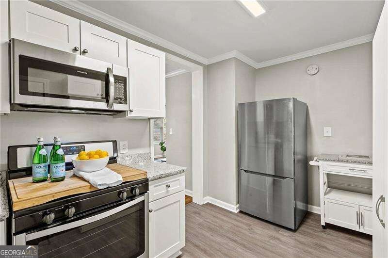 1808 Flintwood Drive Atlanta - Photo 10