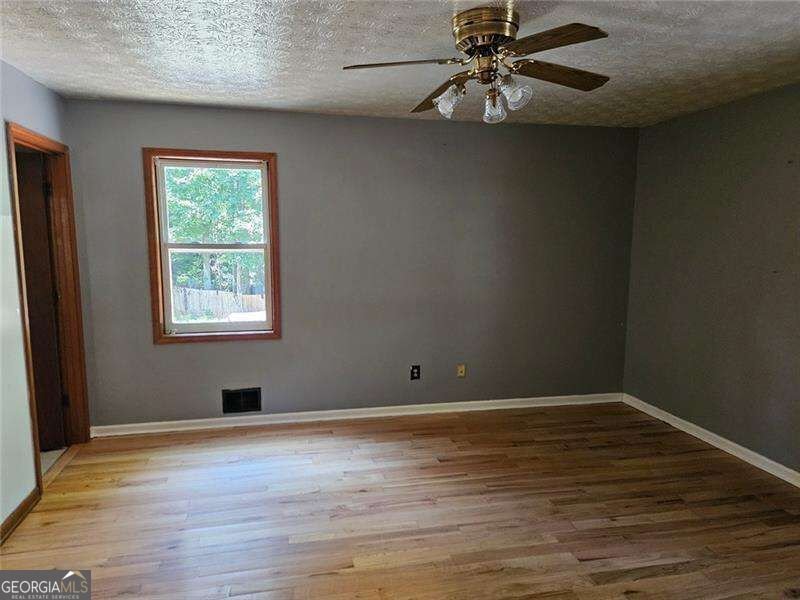 3150 Oak Leaf Court Marietta - Photo 12