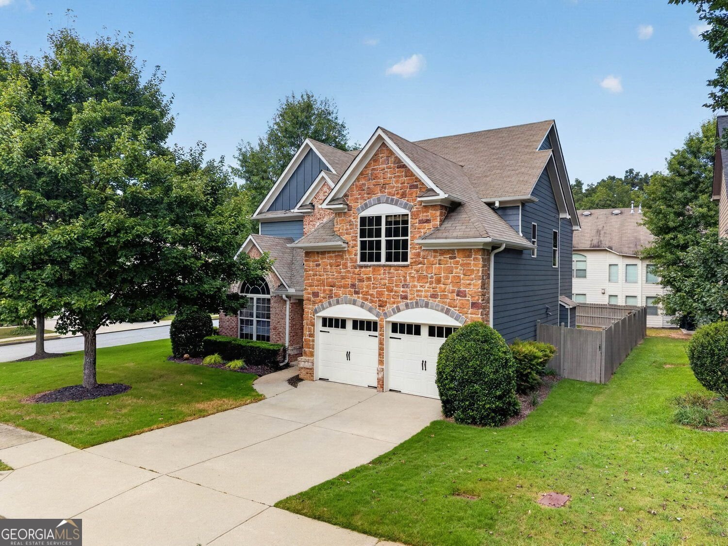 426 Shiloh Manor Drive Marietta - main photo