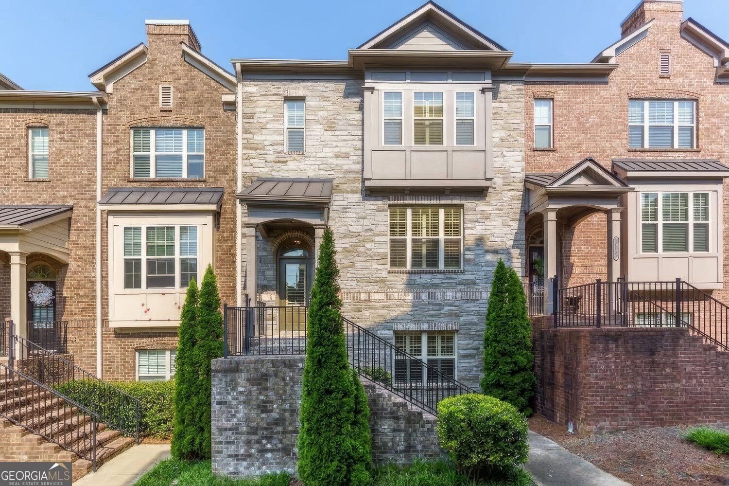 2627 Vintage Drive Alpharetta - main photo