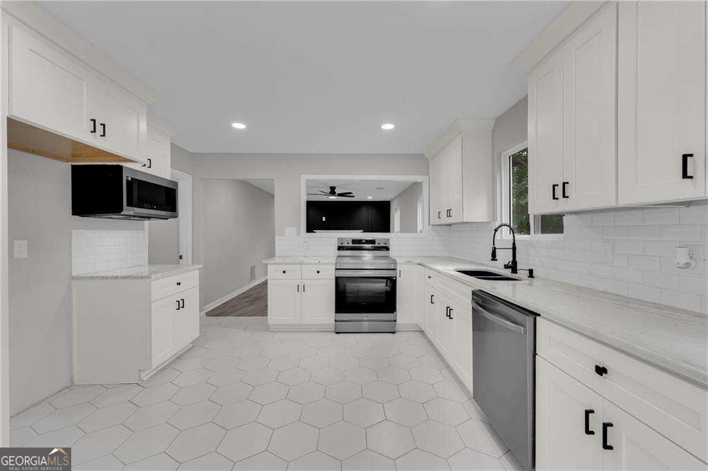5271 Bridgewater Trace Stone Mountain - Photo 14