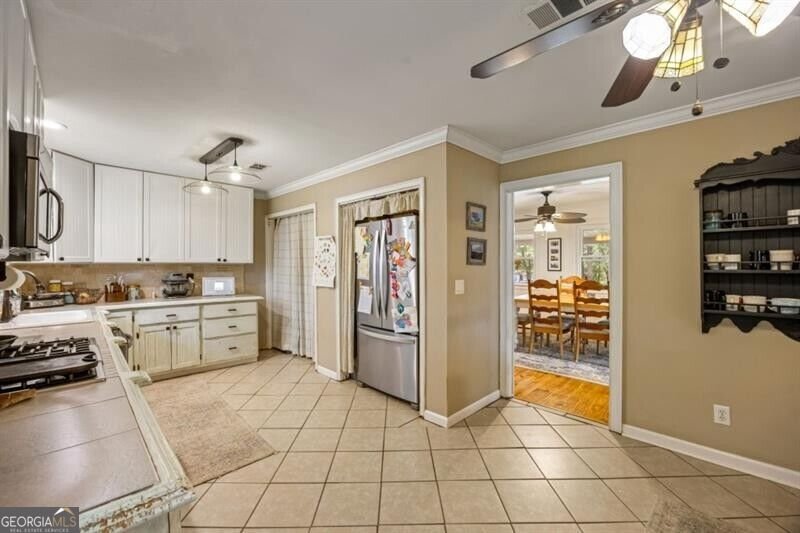 285 Air Acres Way Woodstock - Photo 11
