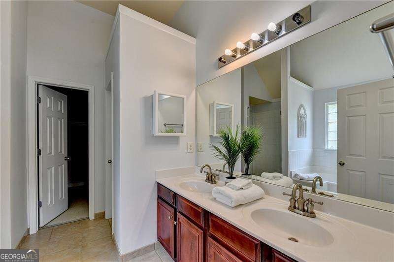 220 Nichols Drive Suwanee - Photo 47