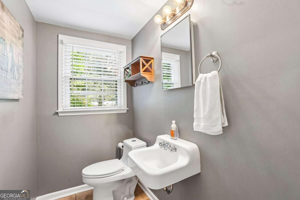 4372 Ashwoody Trail Atlanta - Photo 20