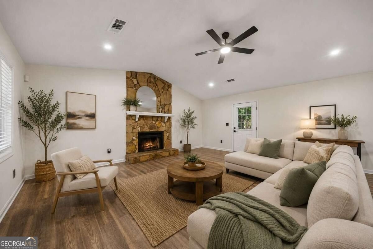 627 Ridge Avenue Stone Mountain - Photo 7