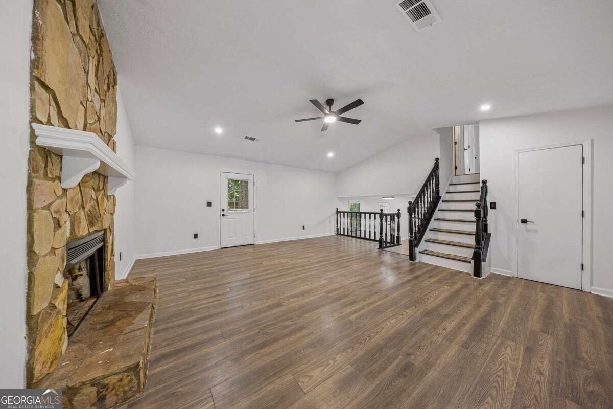 627 Ridge Avenue Stone Mountain - Photo 8