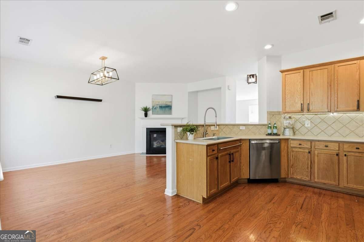 3759 Chattahoochee Summit Drive Atlanta - Photo 11