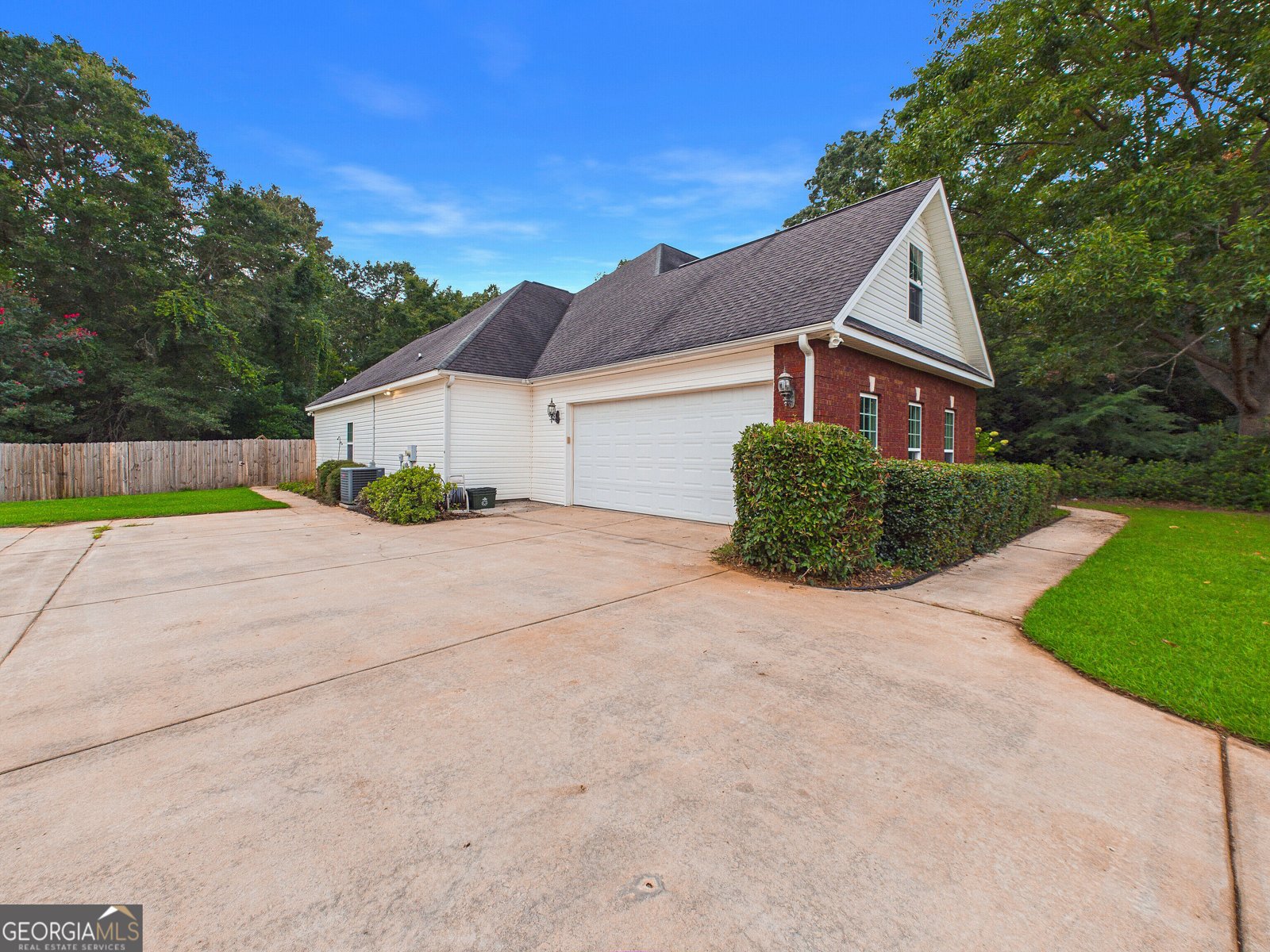 115 Dora Lane Byron - Photo 8