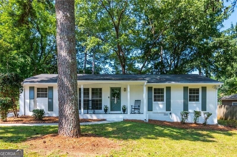 2720 Carolyn Drive Smyrna - main photo