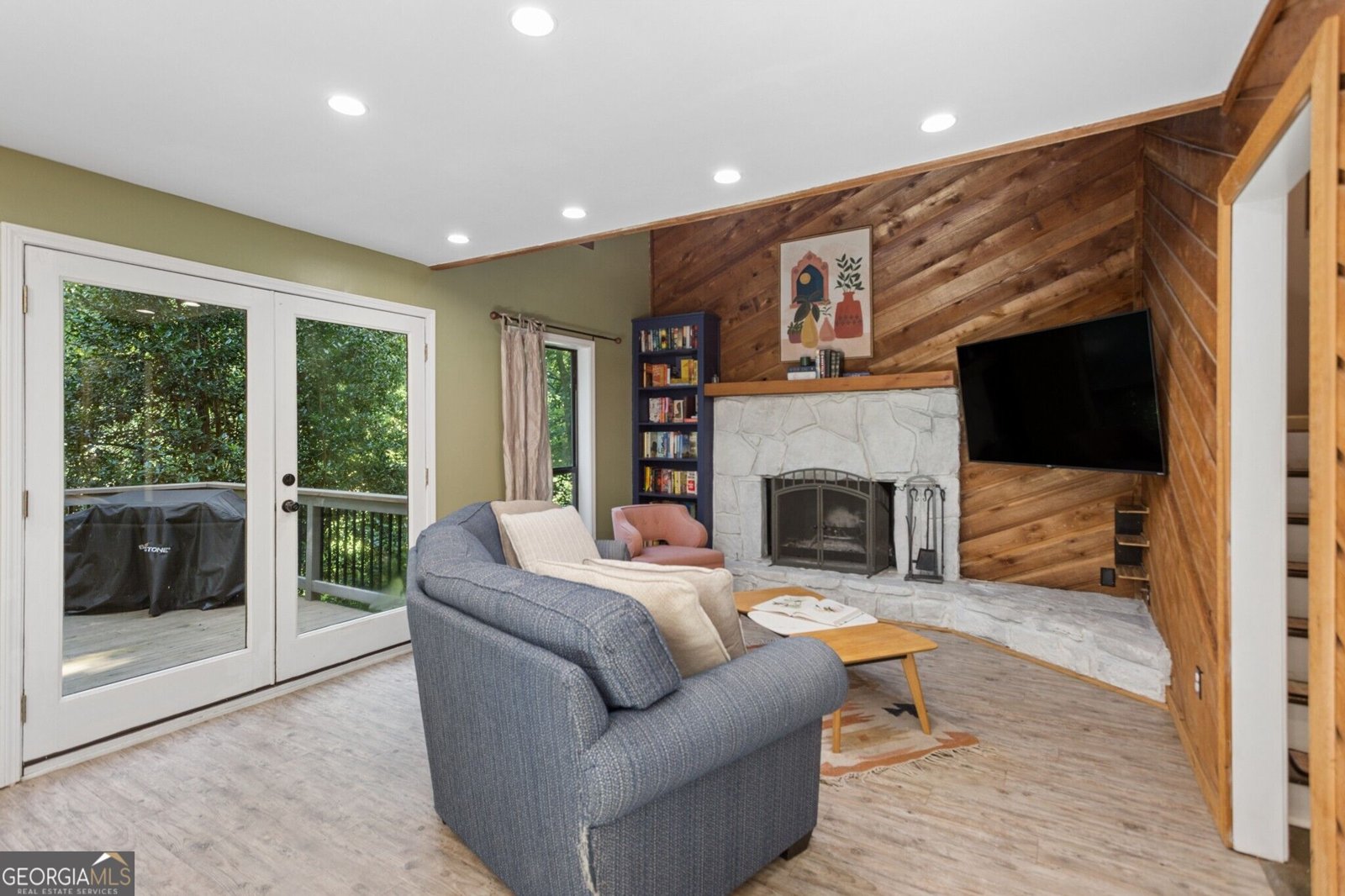 326 Claiborne Court Marietta - Photo 9