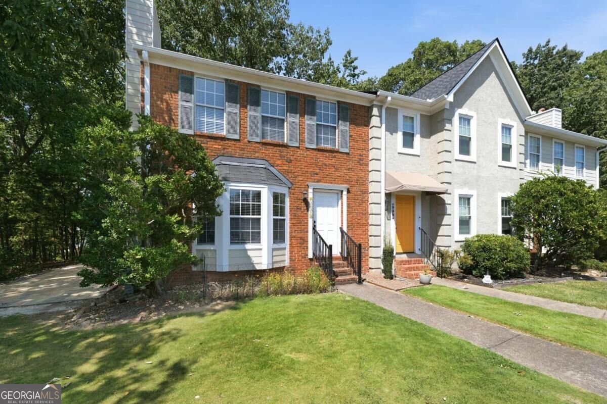 1556 Cedar Bluff Trail Marietta - main photo