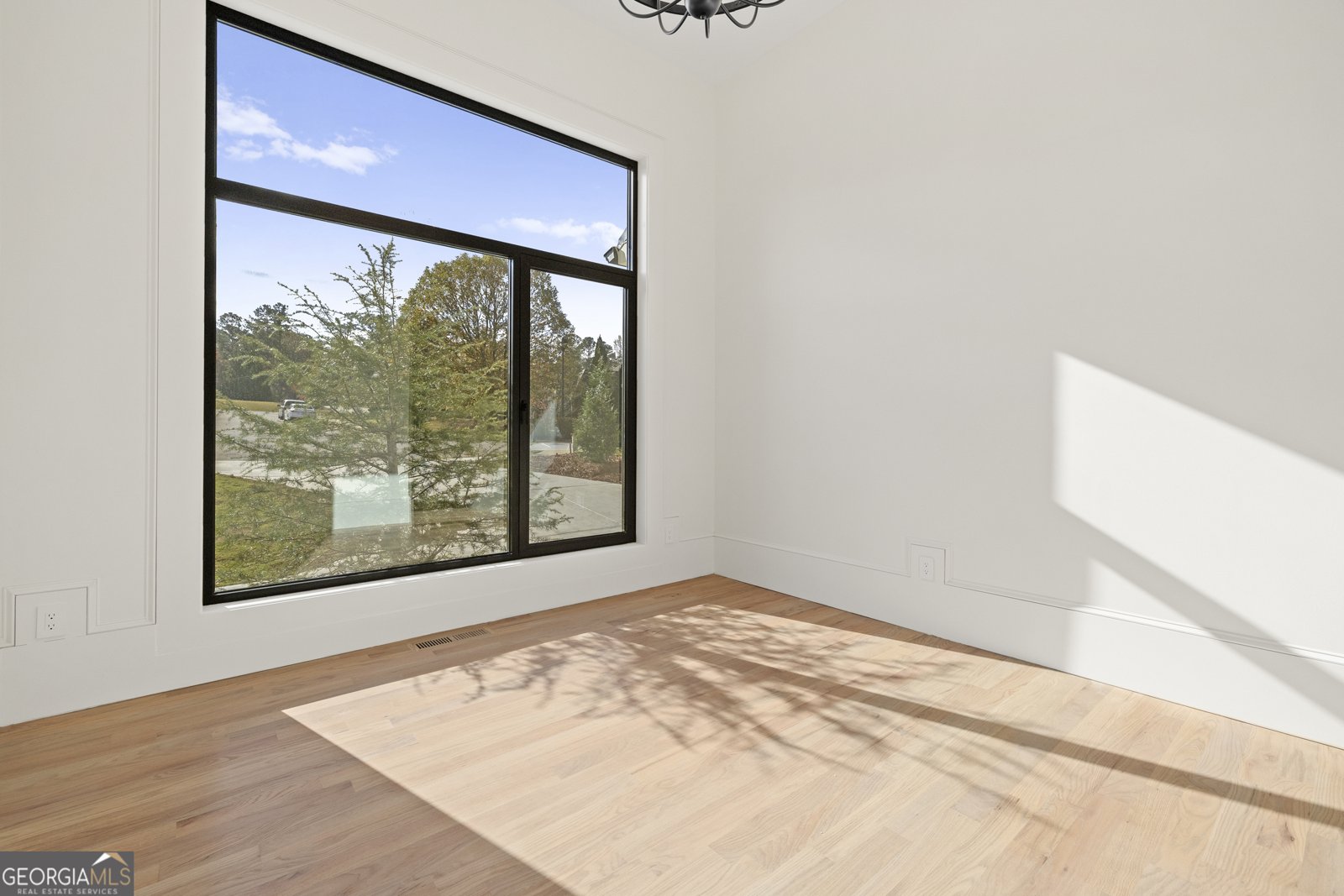 520 Heathmill Court Milton - Photo 19