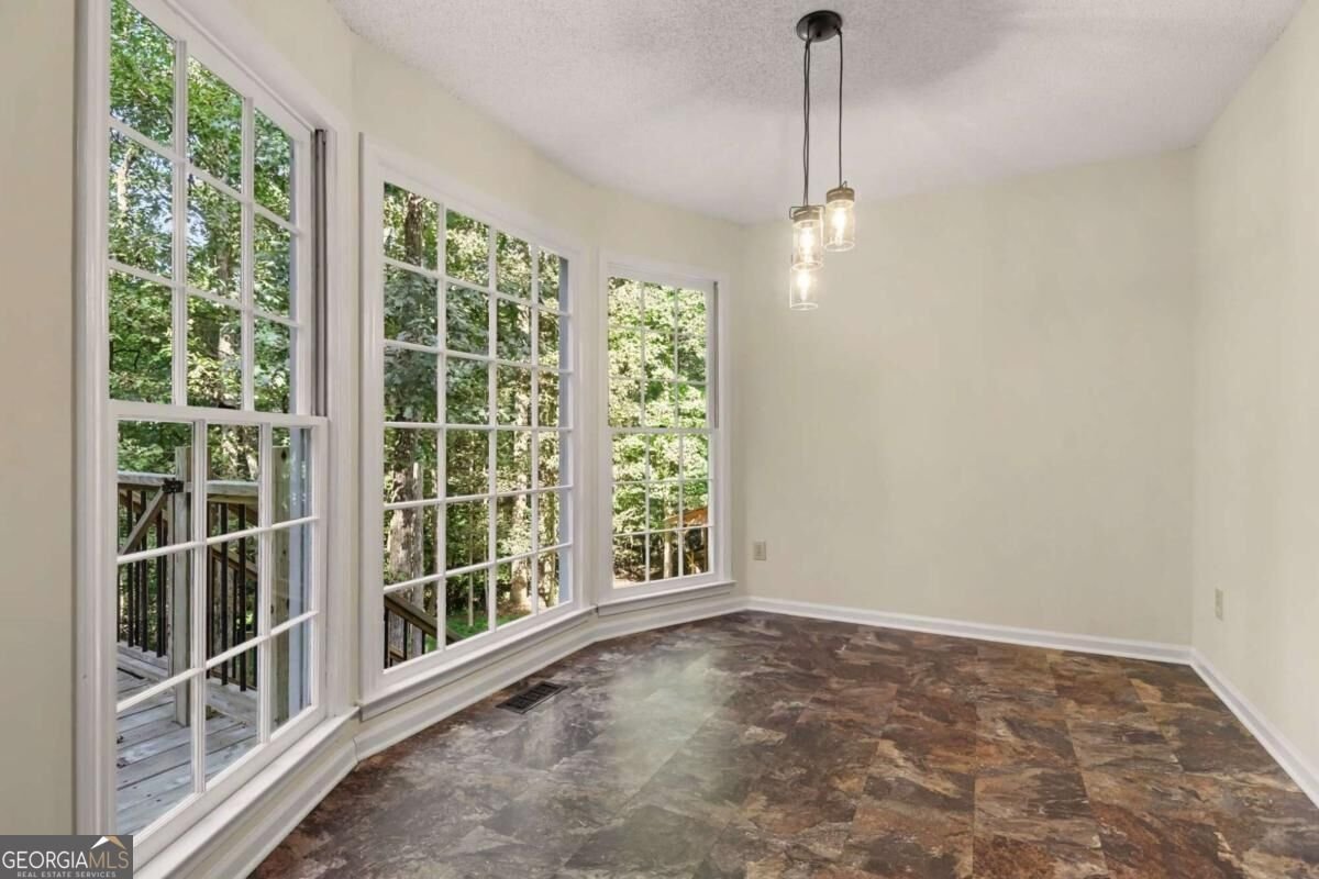 5960 Bridle Drive Cumming - Photo 12
