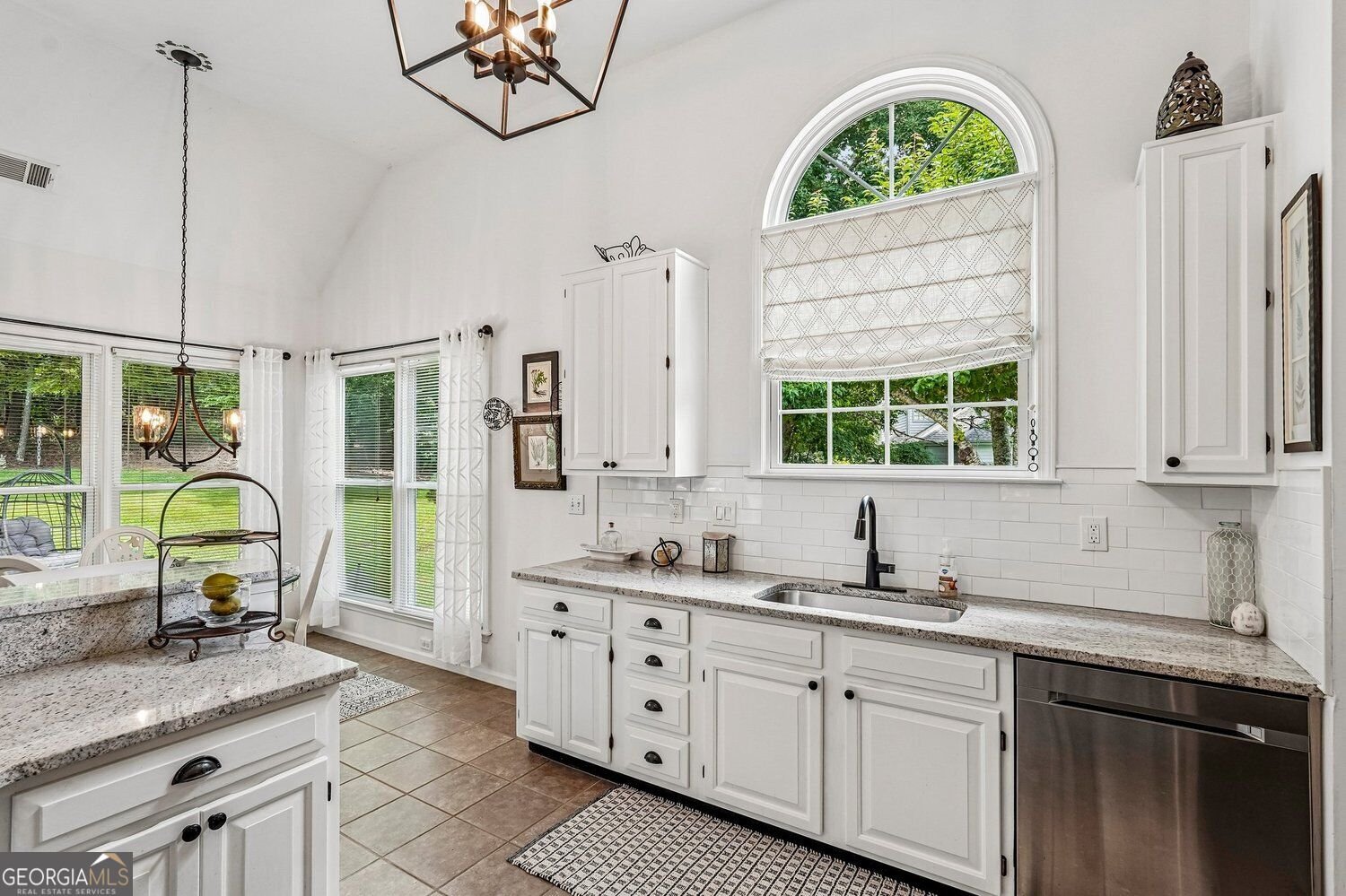 162 St Martin Drive Suwanee - Photo 21