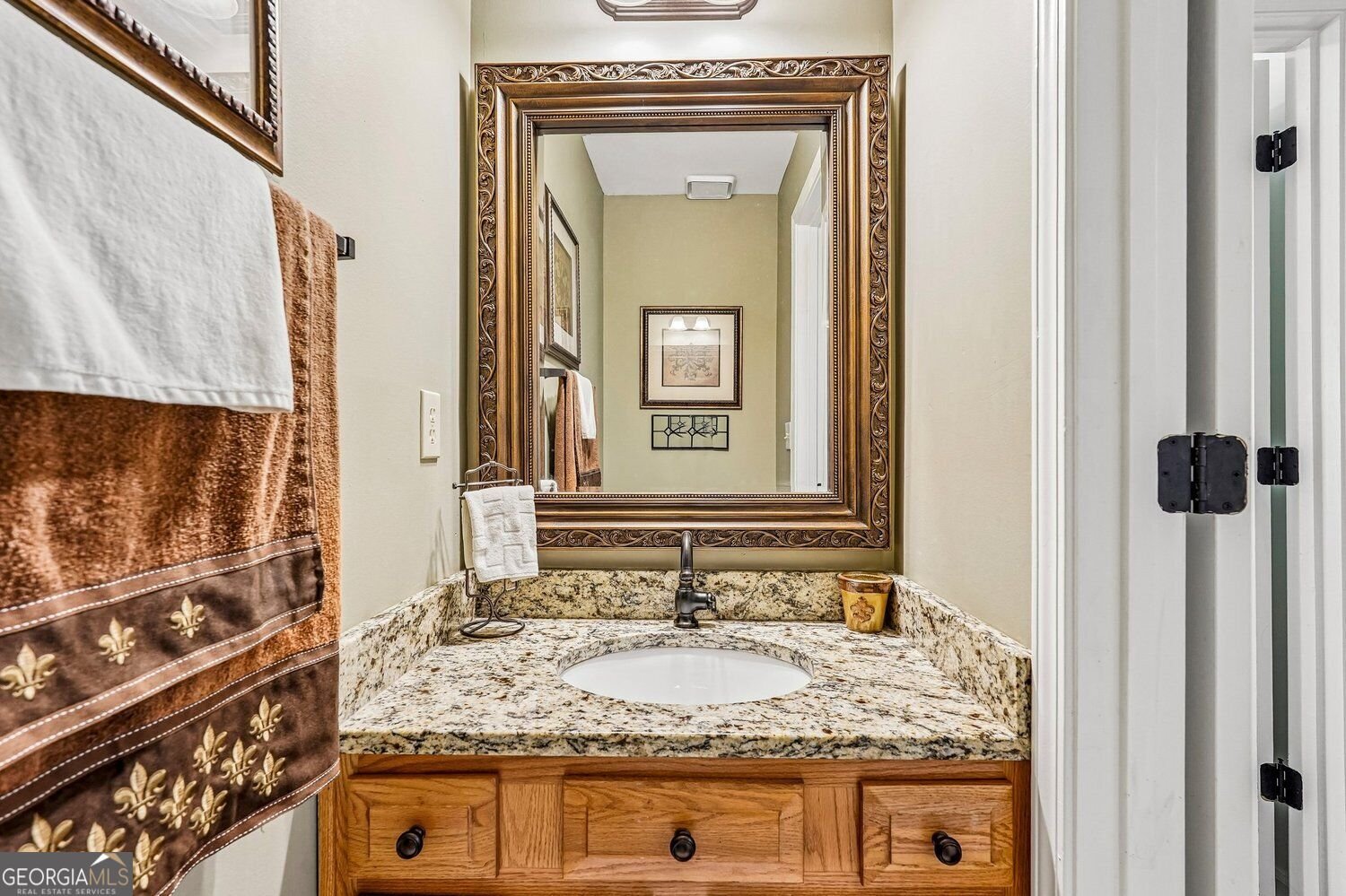 162 St Martin Drive Suwanee - Photo 23