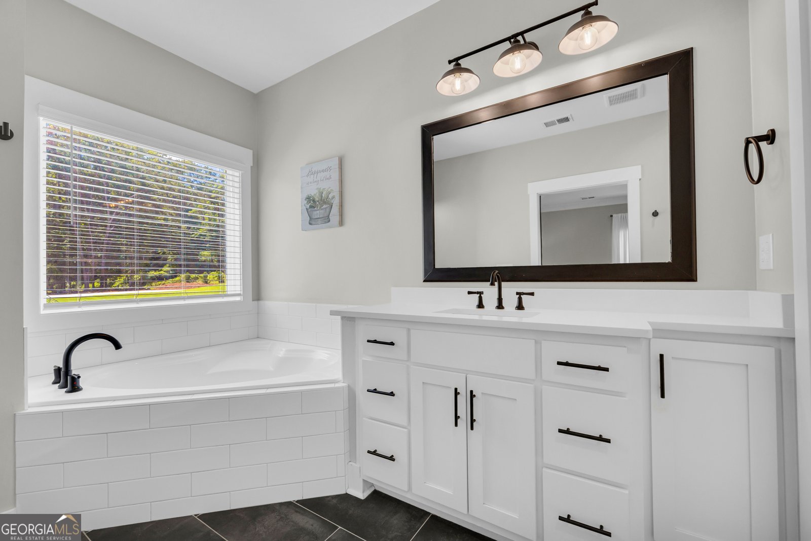 1025 Dewey Road Statham - Photo 40