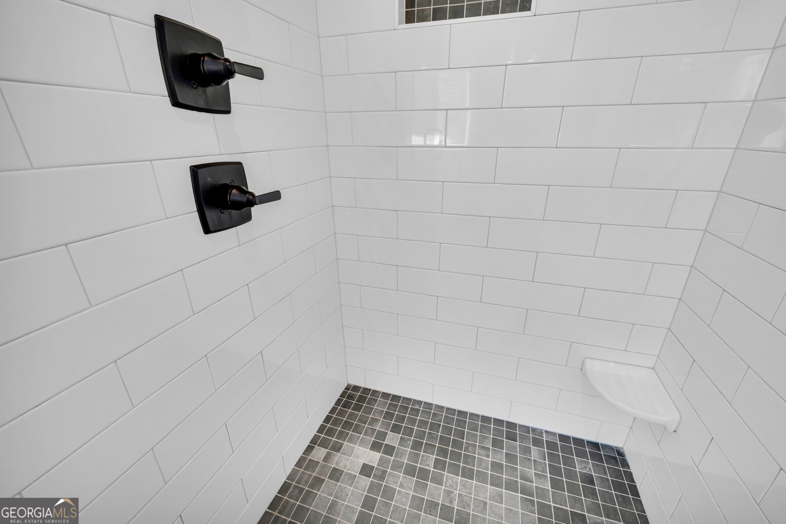 1025 Dewey Road Statham - Photo 43