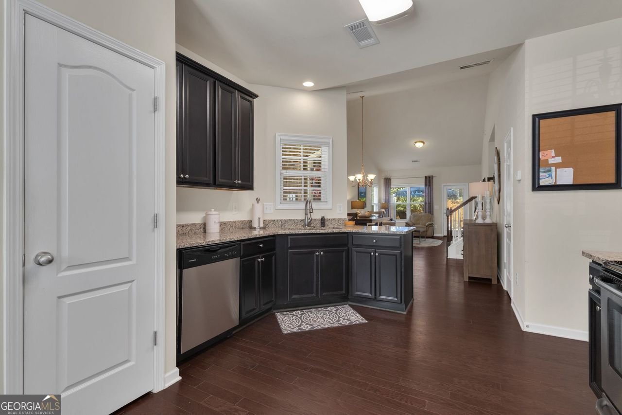 172 Granite Way Newnan - Photo 11