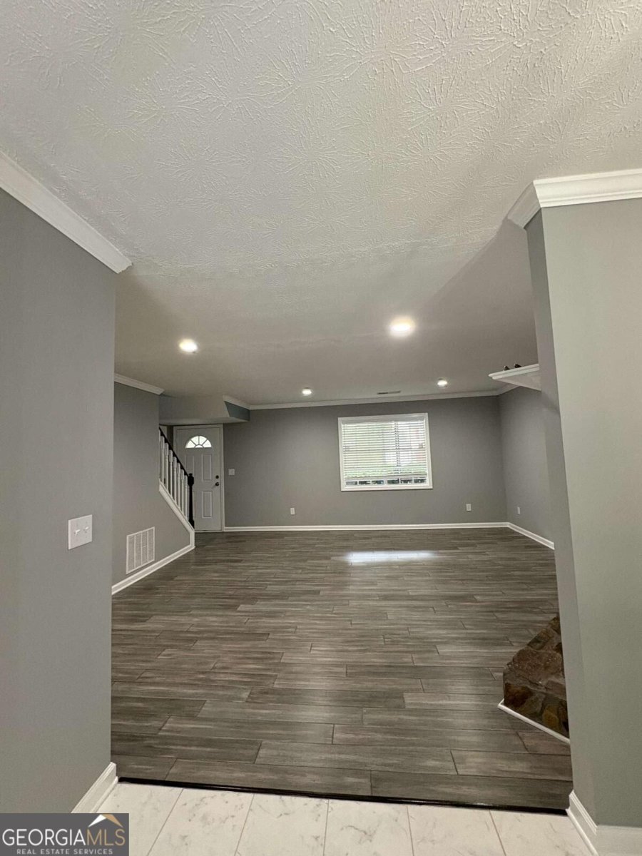 701 Pine Tree Trail Atlanta - Photo 10