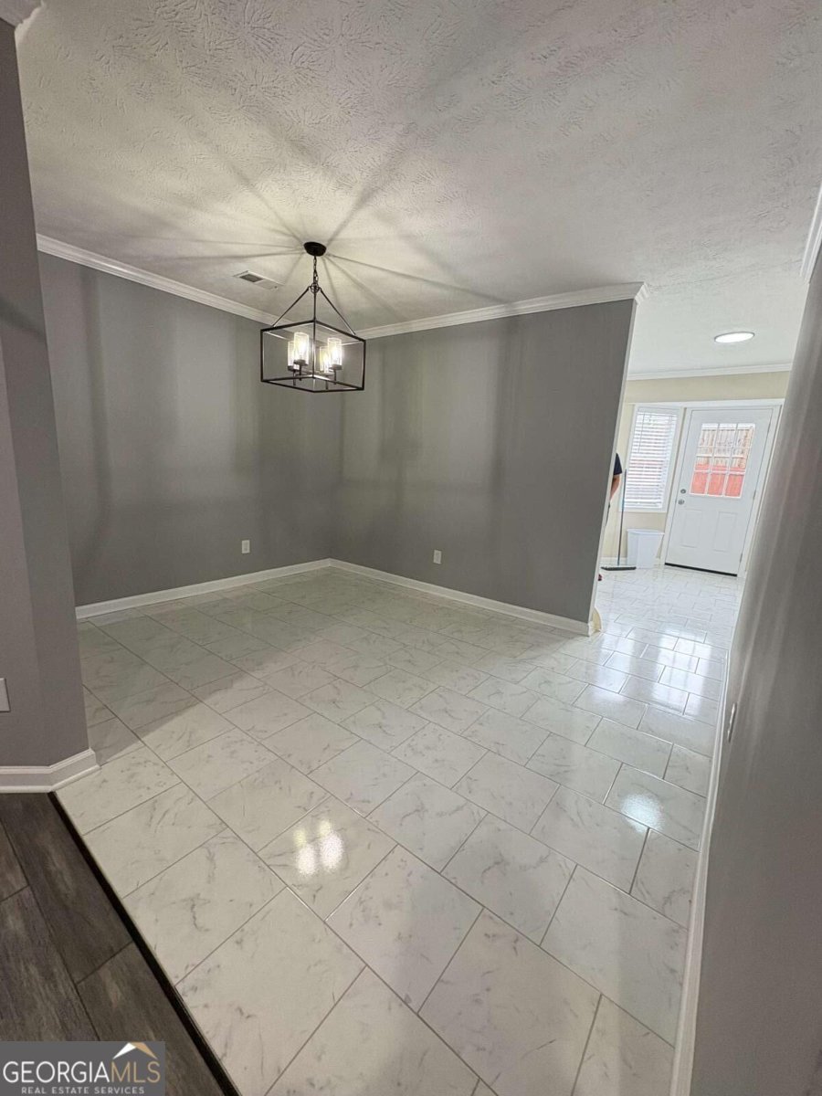 701 Pine Tree Trail Atlanta - Photo 9