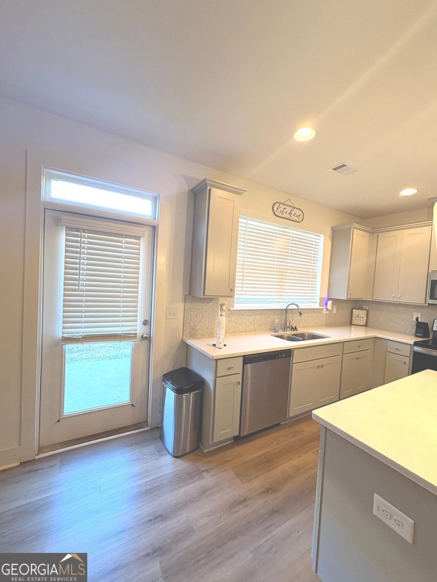 7618 Avalon Boulevard Fairburn - Photo 14