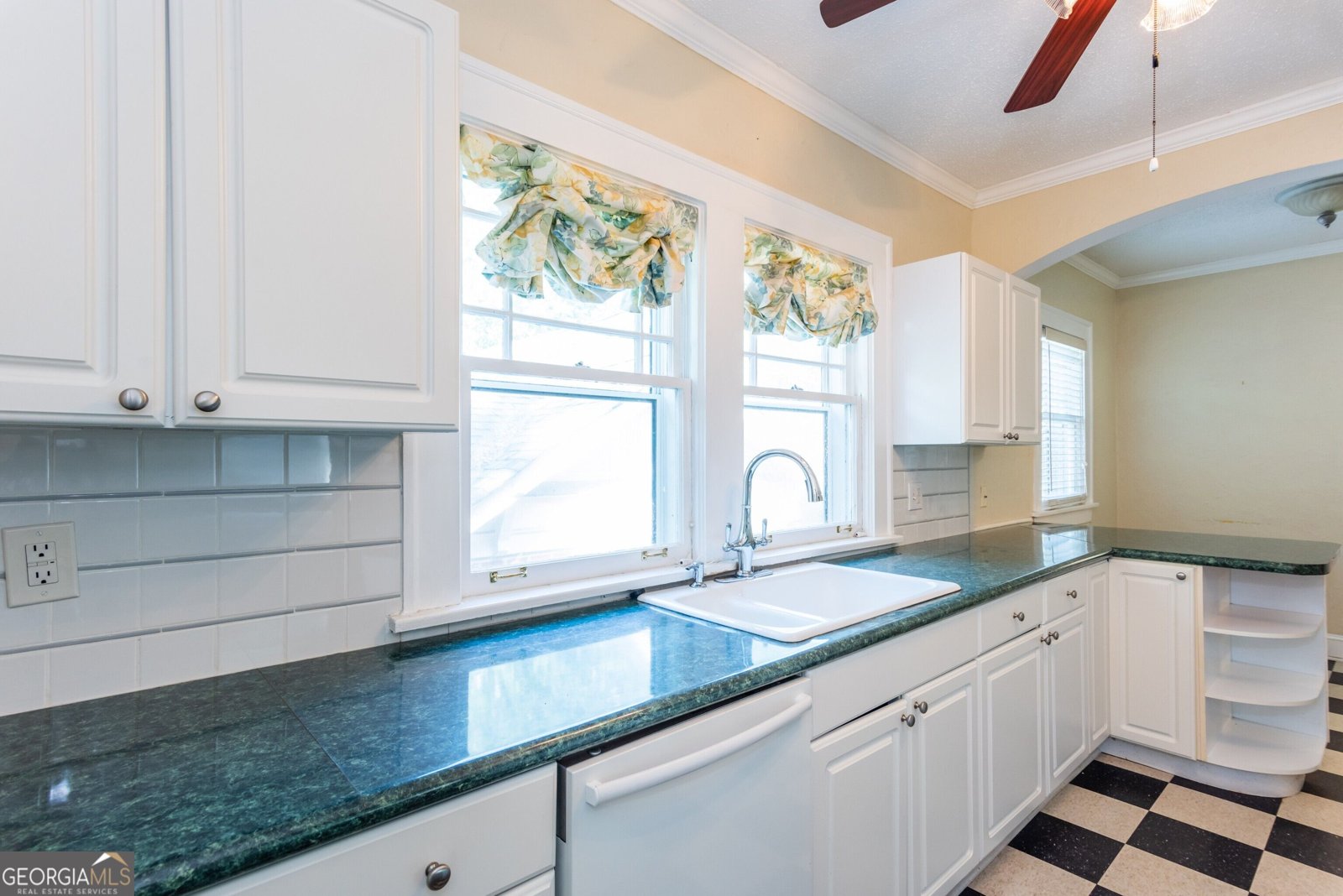 727 Yorkshire Road Atlanta - Photo 31