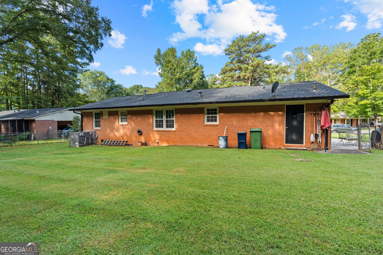 412 Leola Drive Griffin - Photo 34
