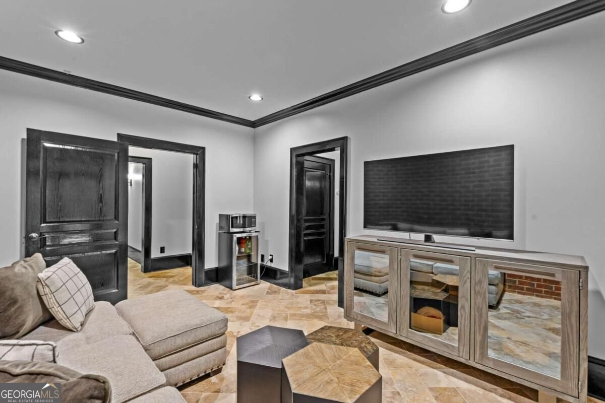 5512 Glenridge Drive Atlanta - Photo 6