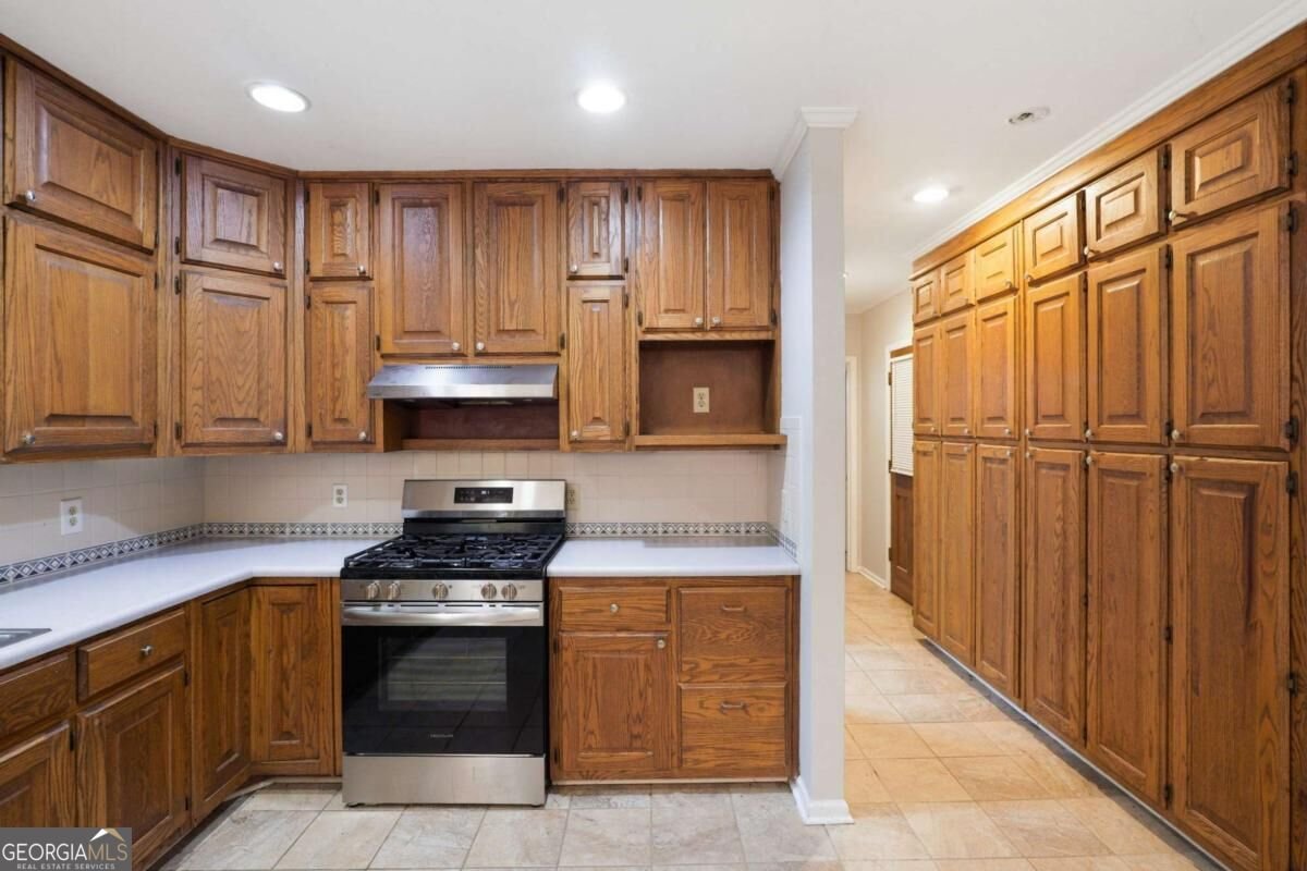 4927 Castlewood Drive Lilburn - Photo 15