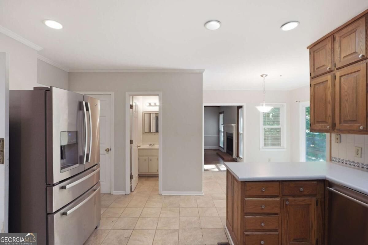 4927 Castlewood Drive Lilburn - Photo 17