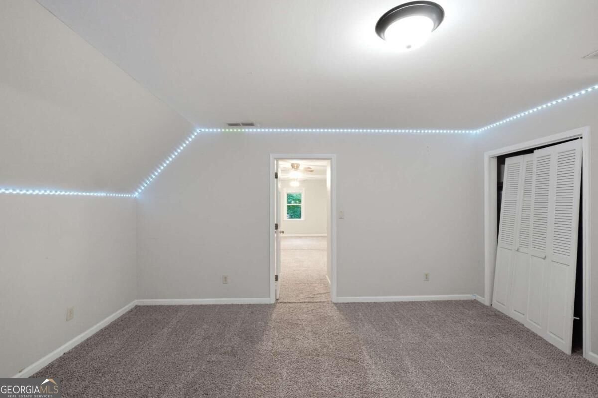 4927 Castlewood Drive Lilburn - Photo 18