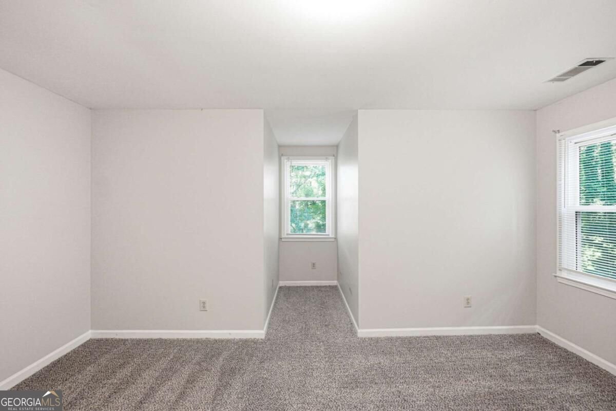 4927 Castlewood Drive Lilburn - Photo 29
