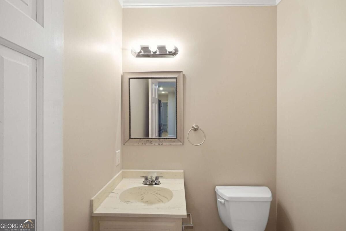 4927 Castlewood Drive Lilburn - Photo 33